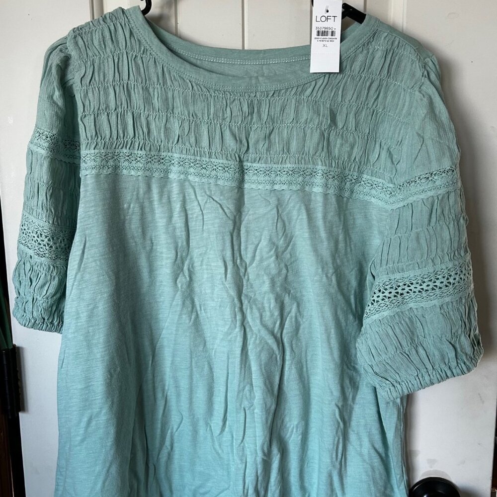 Women 's Loft Lace Trim Shirred Bib Top